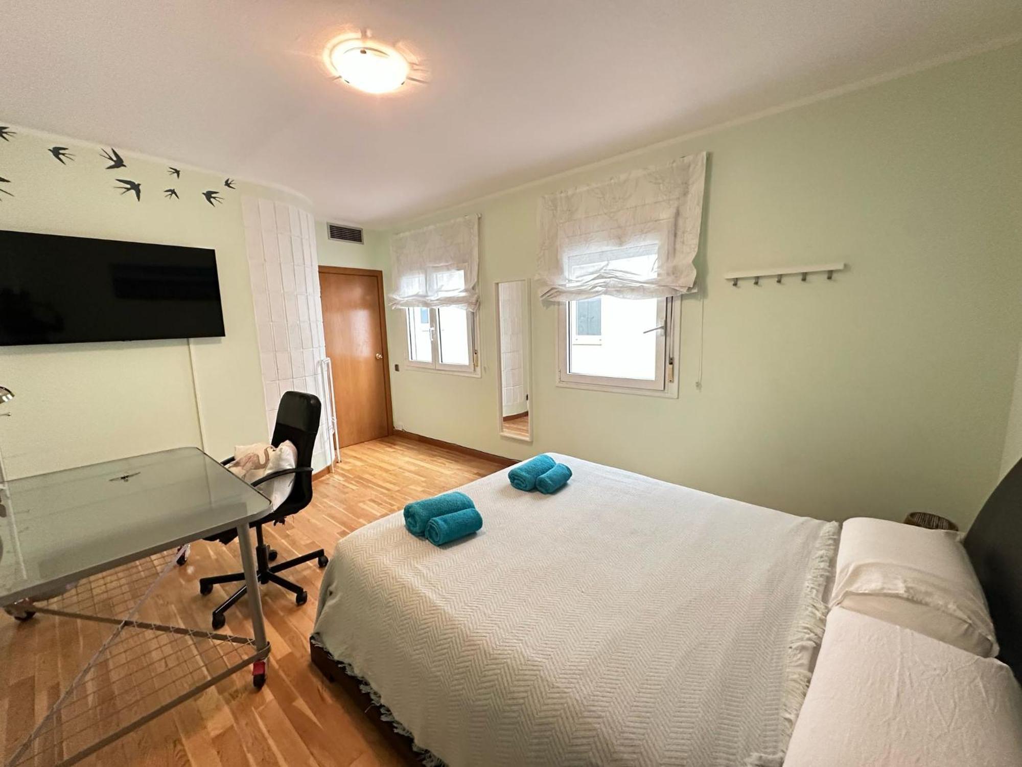 Aribau Bed & Breakfast *